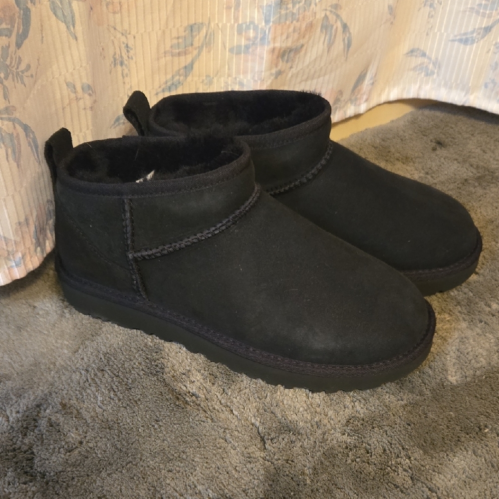 Ugg Classic Ultra Mini Boots